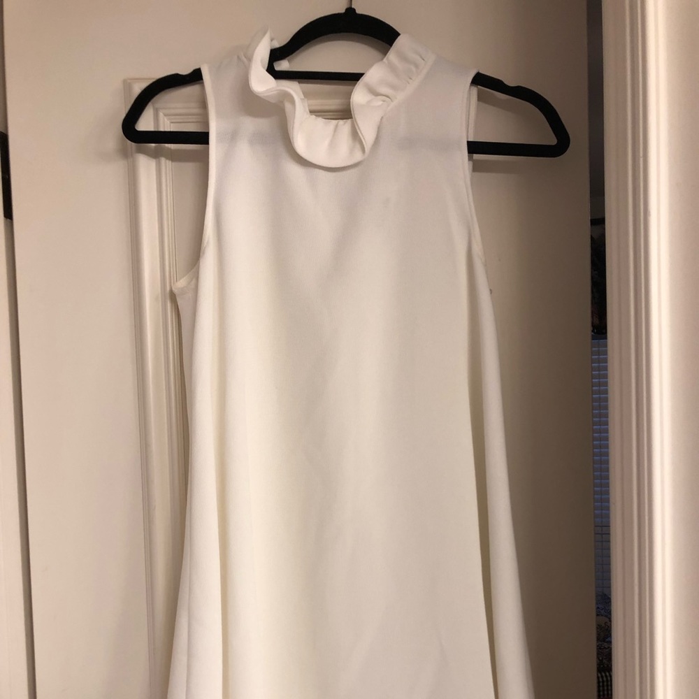 White Summer Dress!!! XS!!!